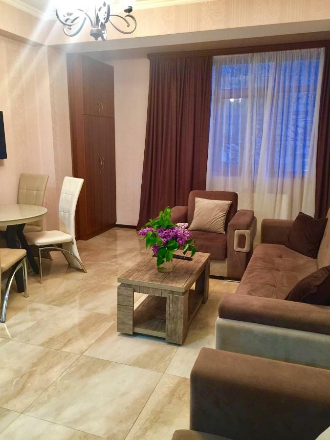 Mg Apartments In Τυφλίδα Εξωτερικό φωτογραφία
